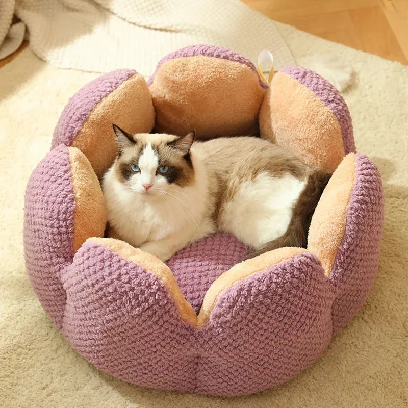 Cozy Cactus Petal-Shaped Pet Bed - Plush Cat and Dog Sleeping Cushion