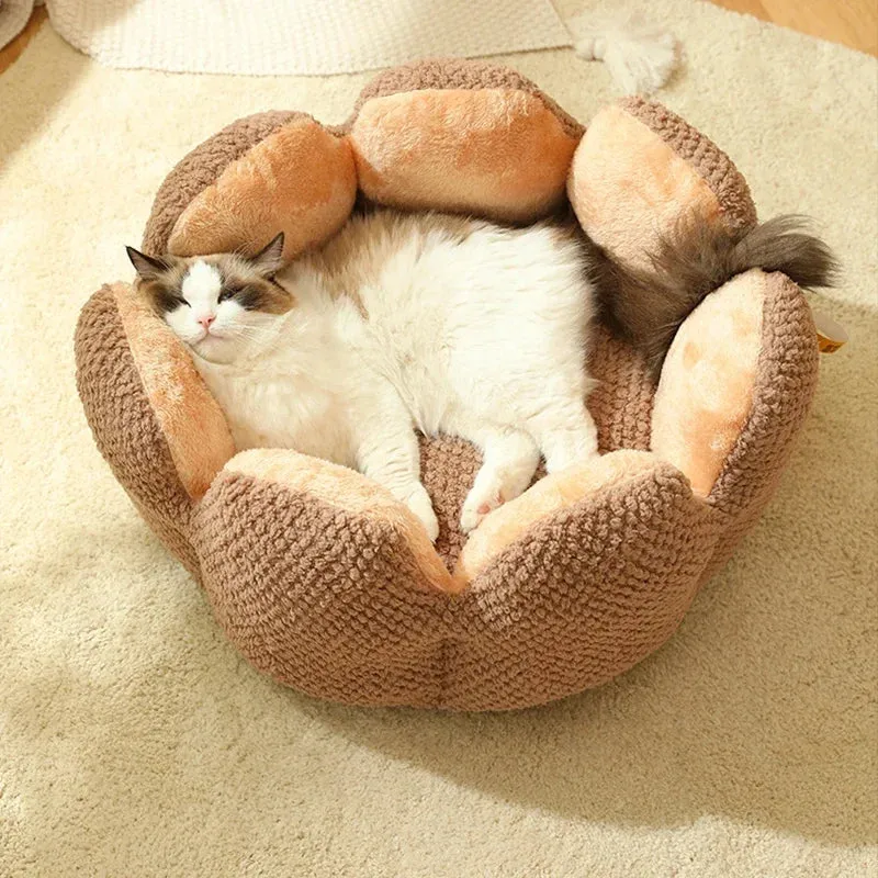 Cozy Cactus Petal-Shaped Pet Bed - Plush Cat and Dog Sleeping Cushion