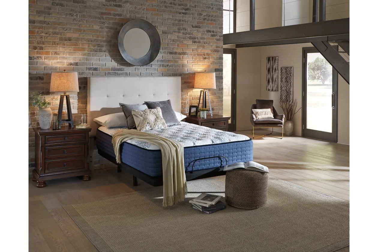 Mt Dana Plush White Twin Mattress