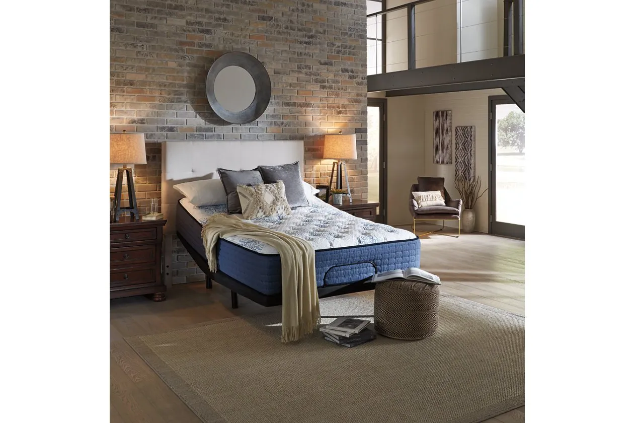 Mt Dana Plush White Twin Mattress